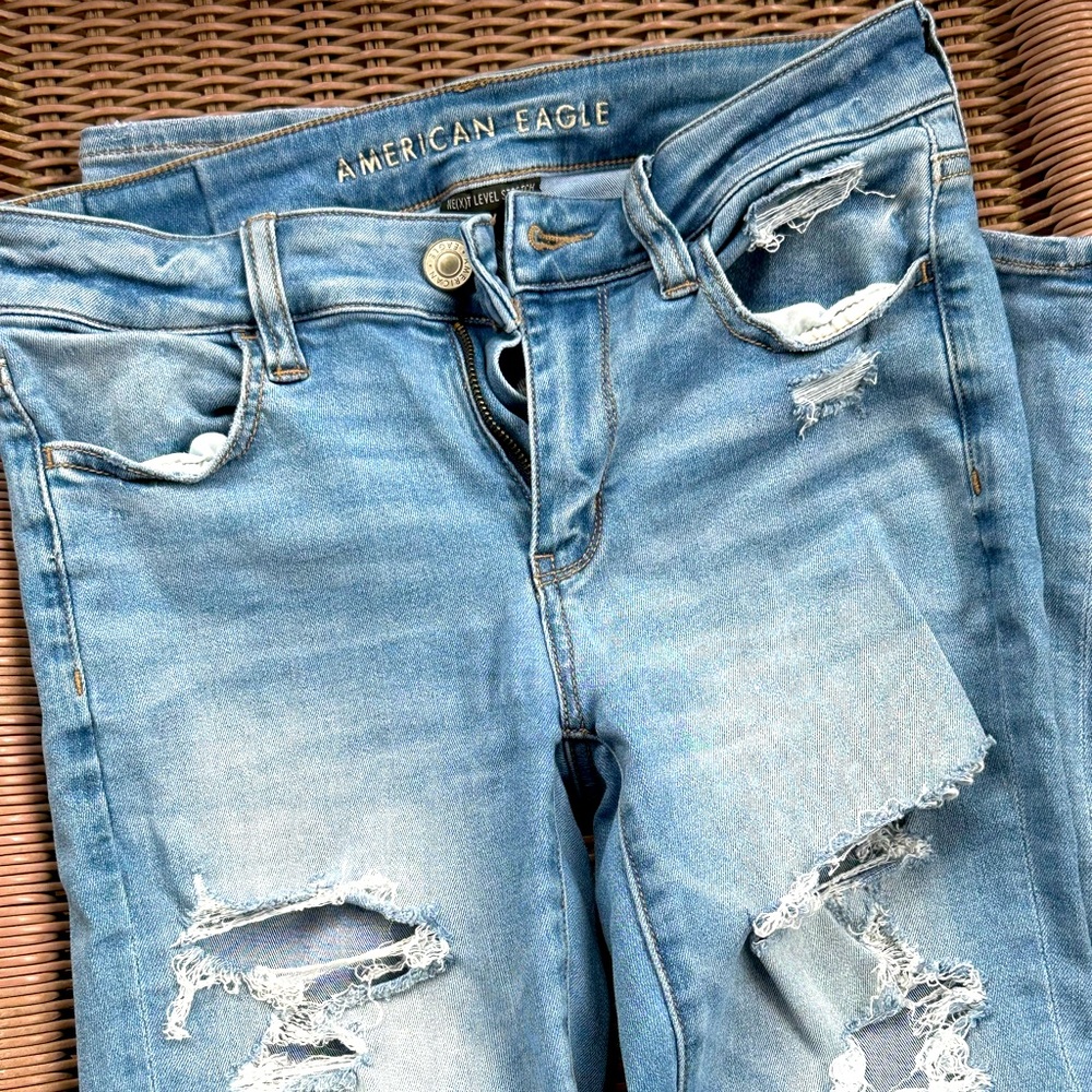 American Eagle Distressed Jeggings